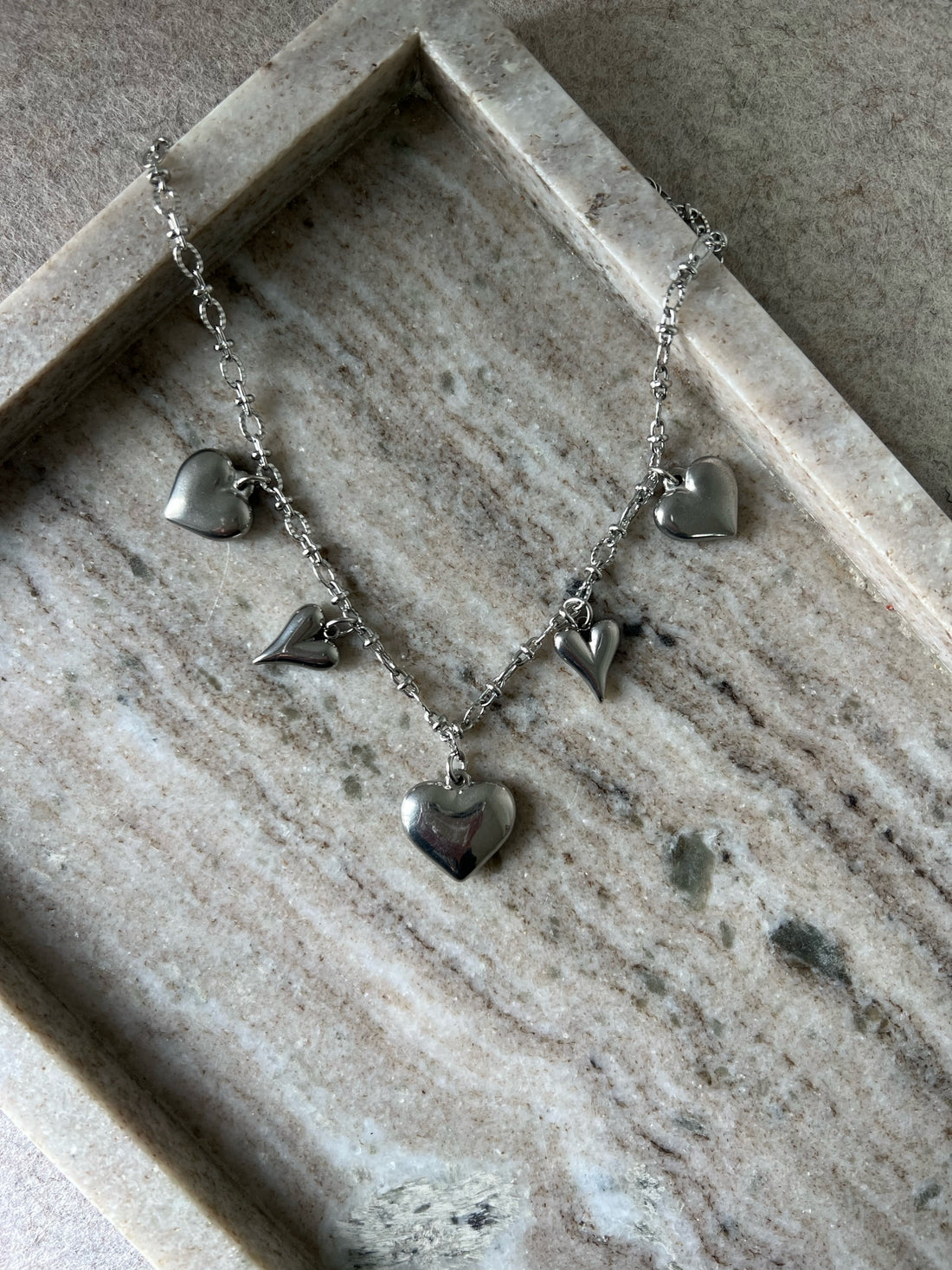 COLLAR LOVERS