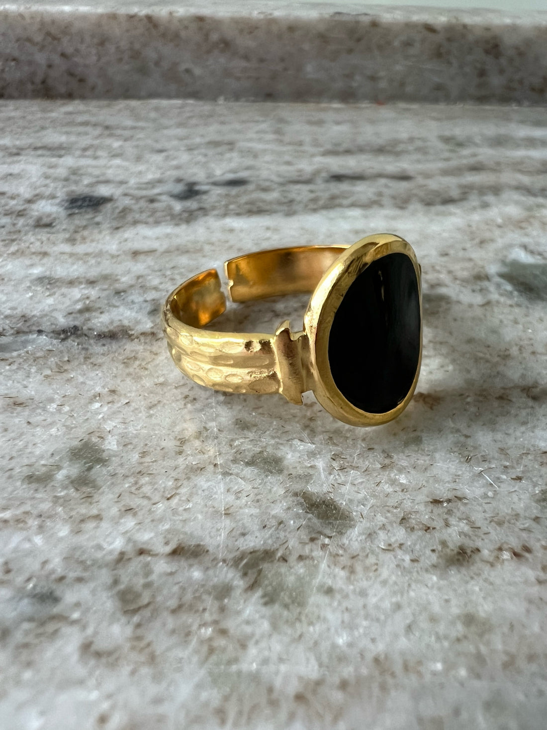 ANILLO VILA
