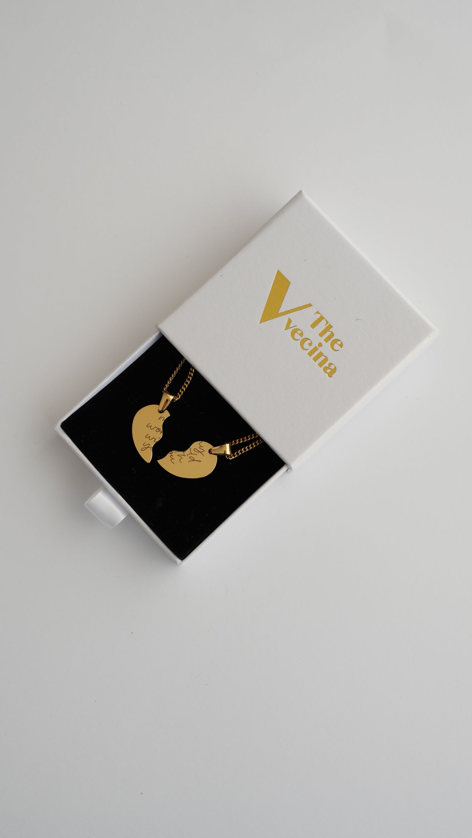 JUEGO DE DOS COLLARES MIKA