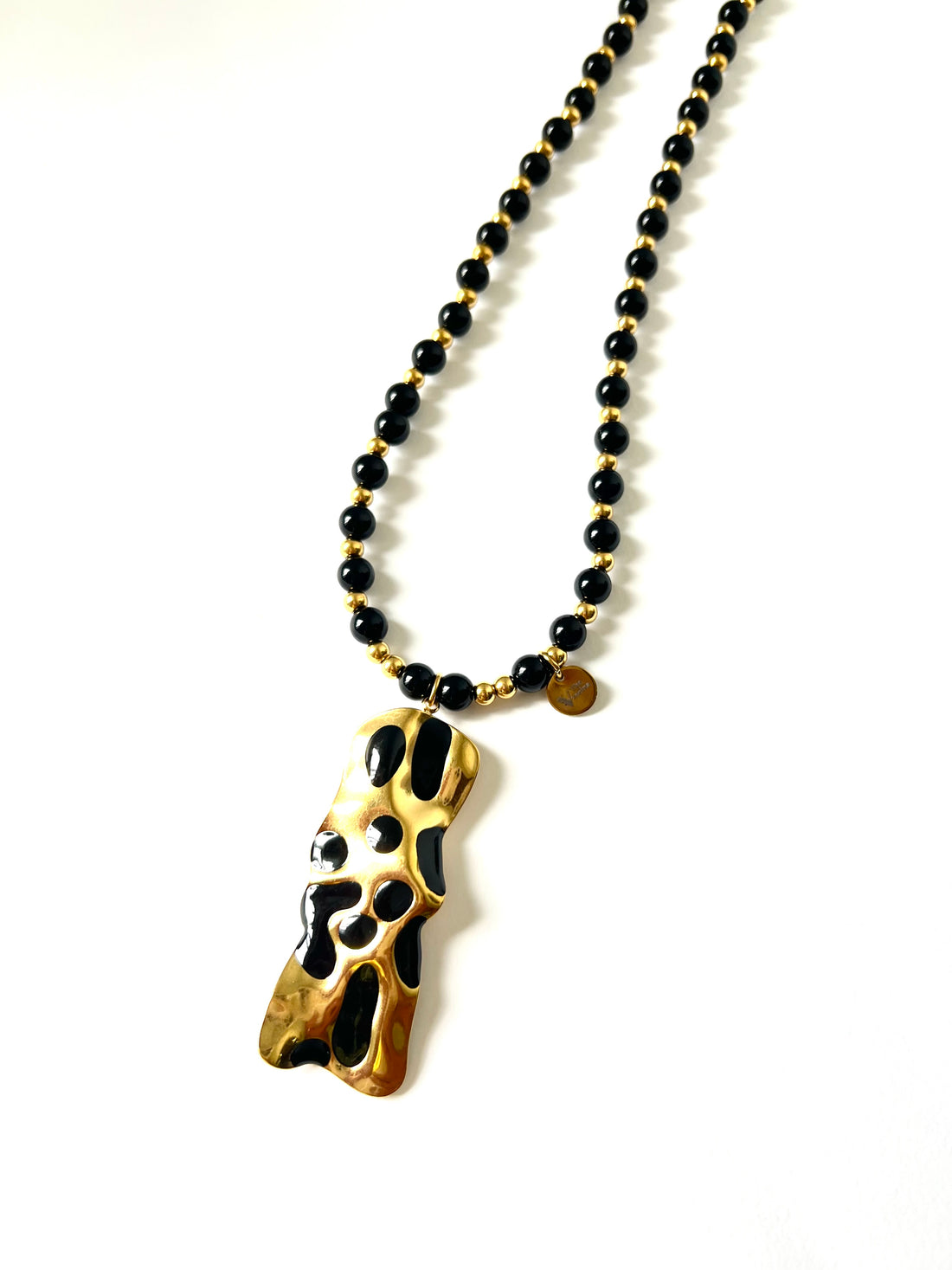 COLLAR BLACK