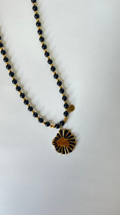 COLLAR BLACK
