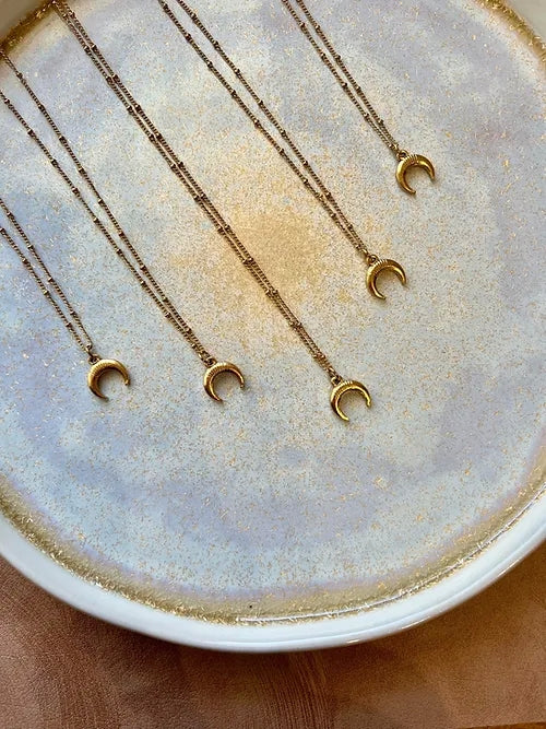 COLLAR MEDIA LUNA