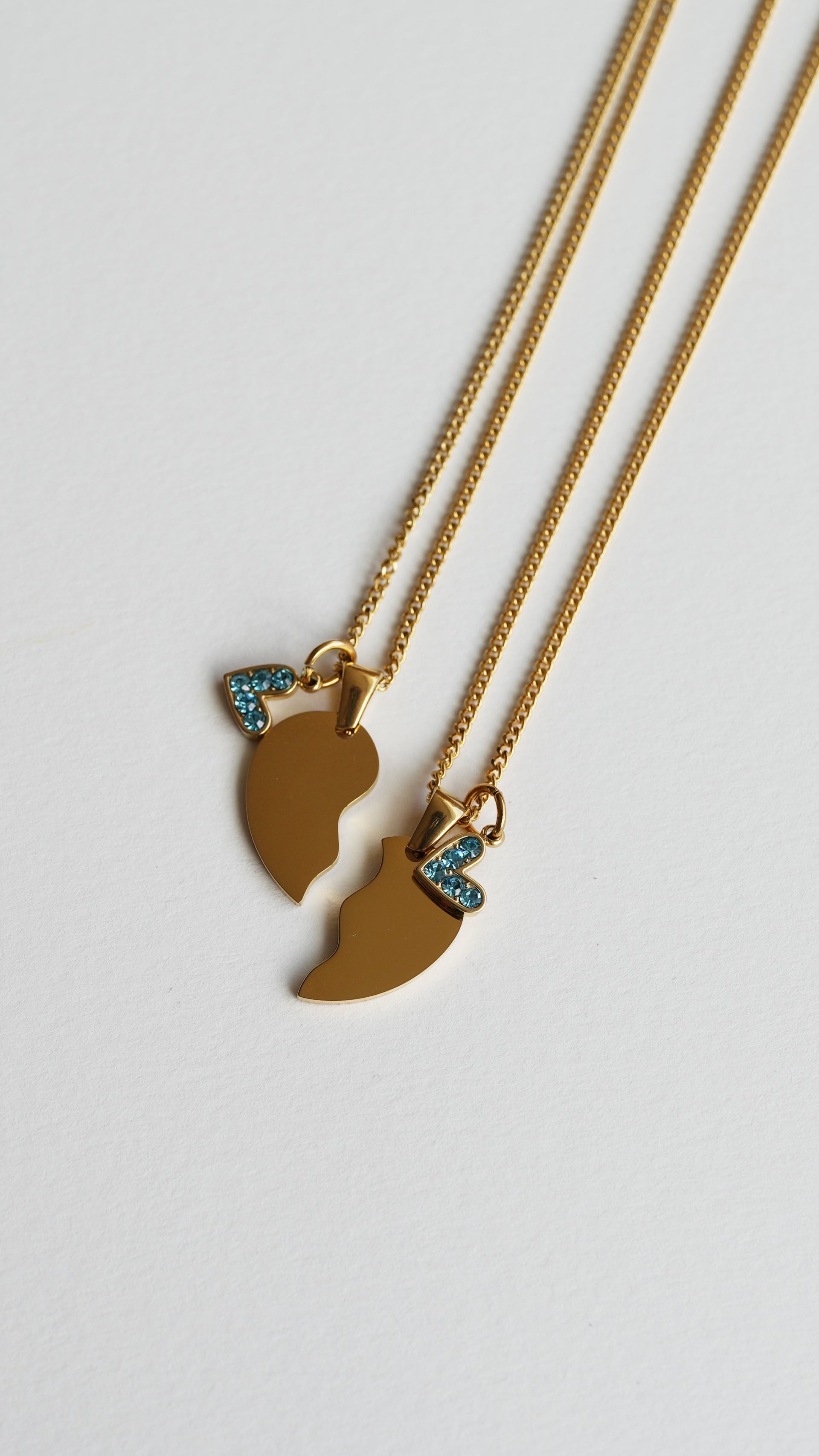 JUEGO DE DOS COLLARES ETERNO