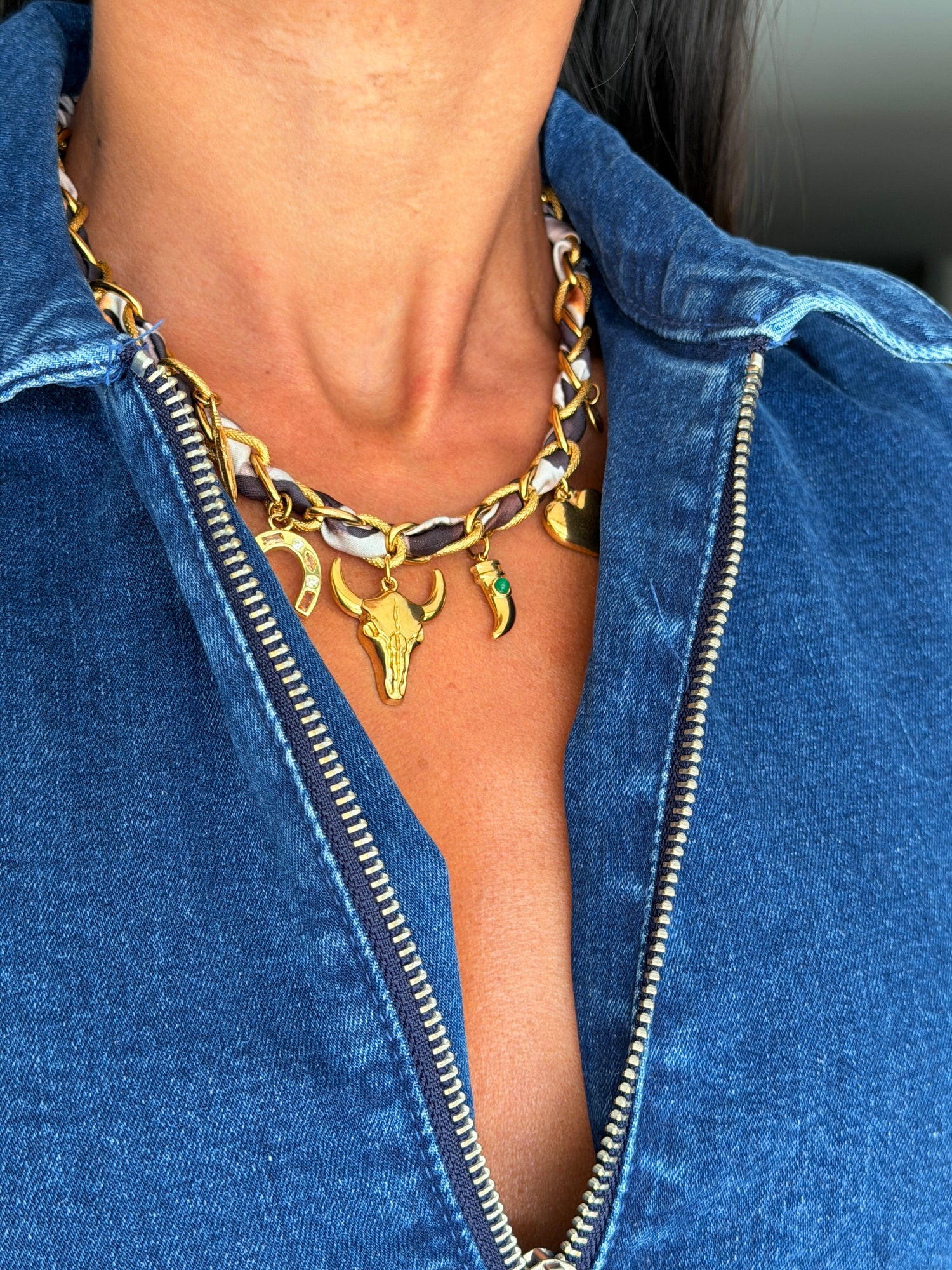 COLLAR ORA