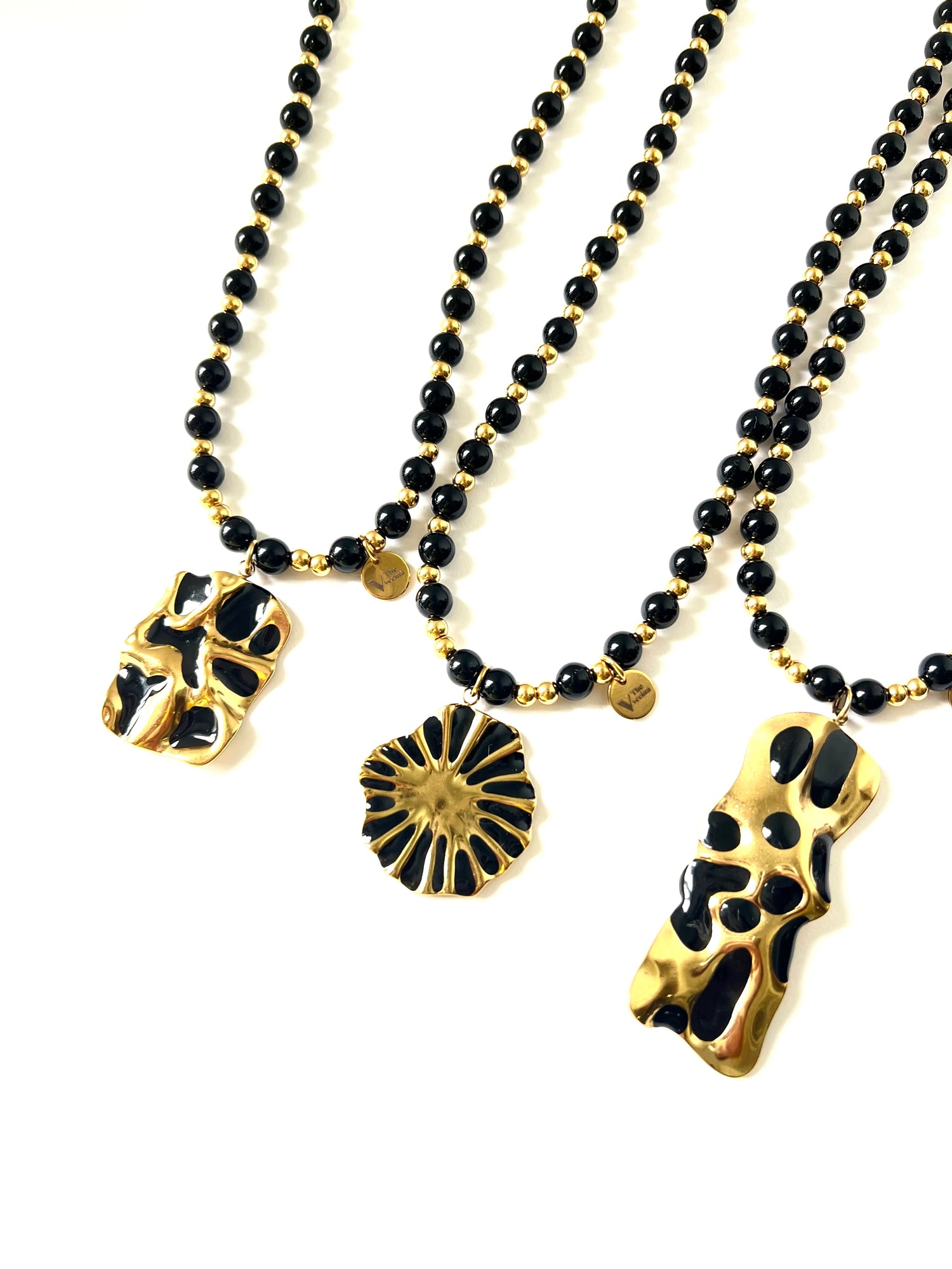 COLLAR BLACK