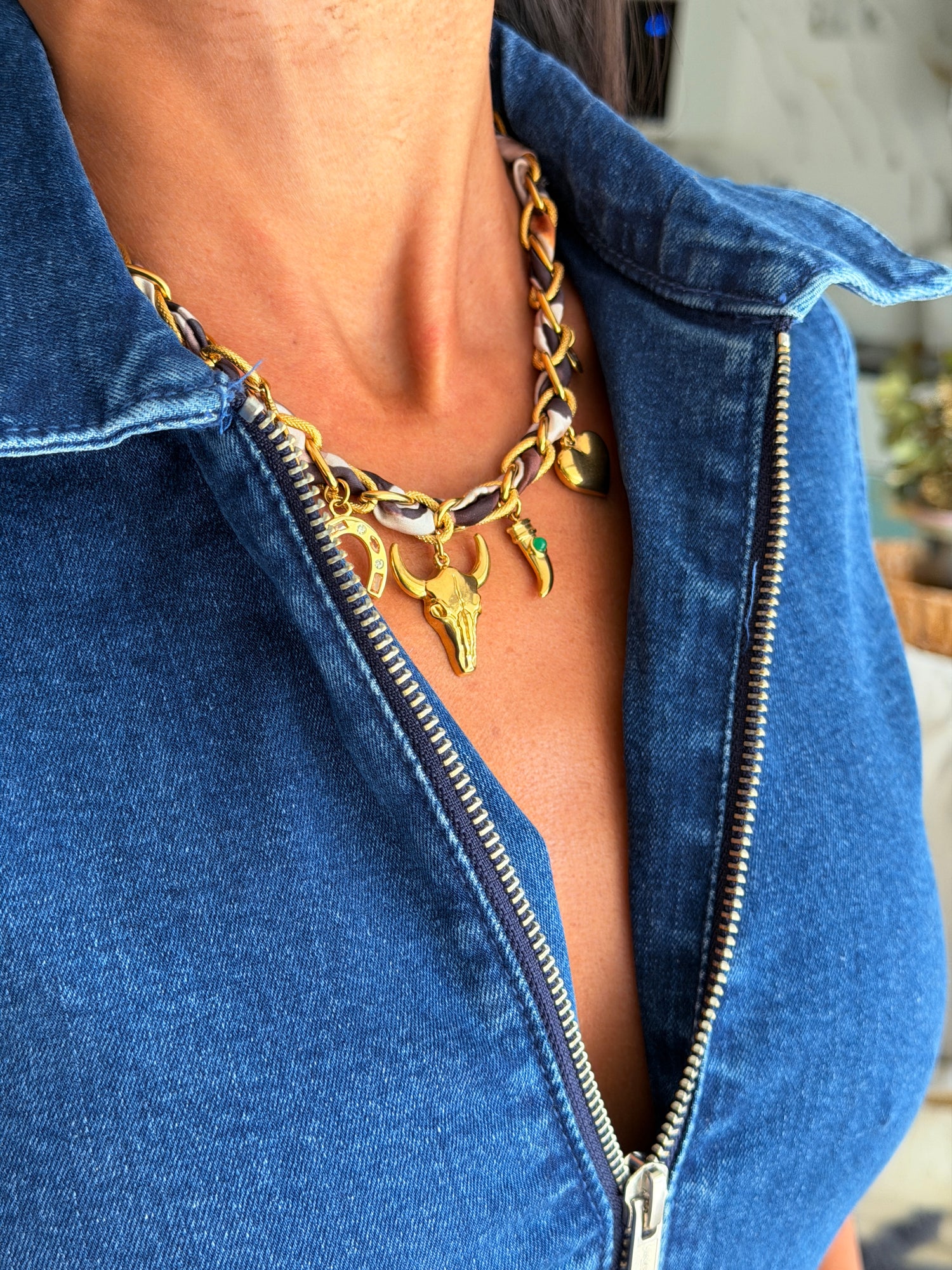 COLLAR ORA