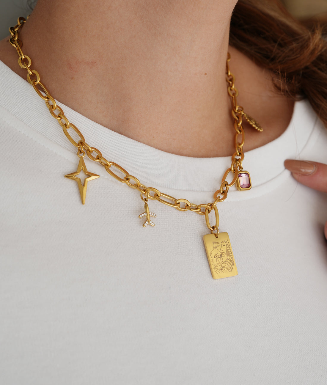COLLAR BELA